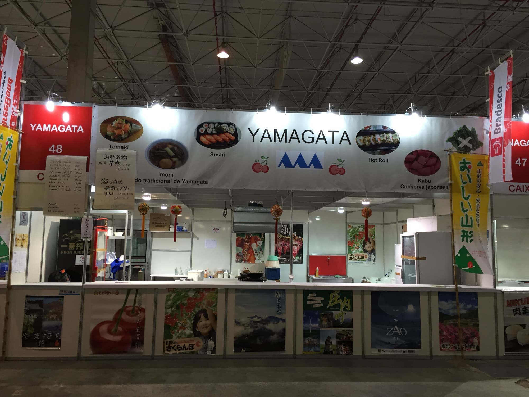 Estande da Yamagata Kenjinkai no Festival do Japão, em São Paulo